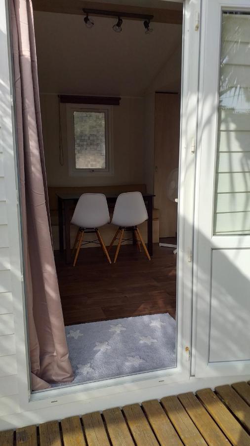 Mobilhome Chez Cathy & Simon Marseillan  Dış mekan fotoğraf